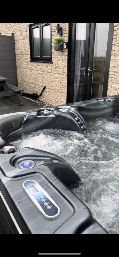 Terfyn Hall Aquarium Apartment 1 Prestatyn Luaran gambar